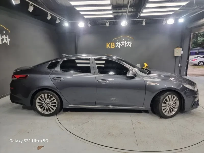 Kia K5 2.0 Intelligent, снимка 3 - Автомобили и джипове - 55834324