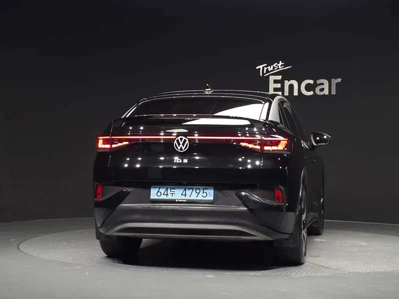 VW ID.5 Pro | 360 CAM* ПОДГРЕВ* ТЕРМОПОМПА* , снимка 2 - Автомобили и джипове - 56677200