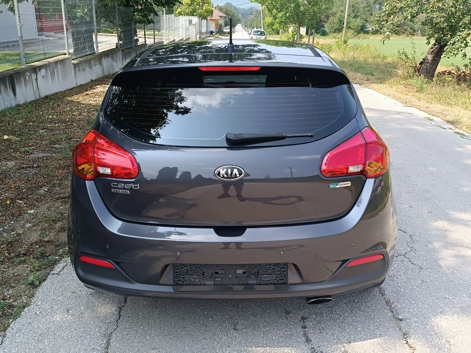 Kia Ceed 1.6 - изображение 6