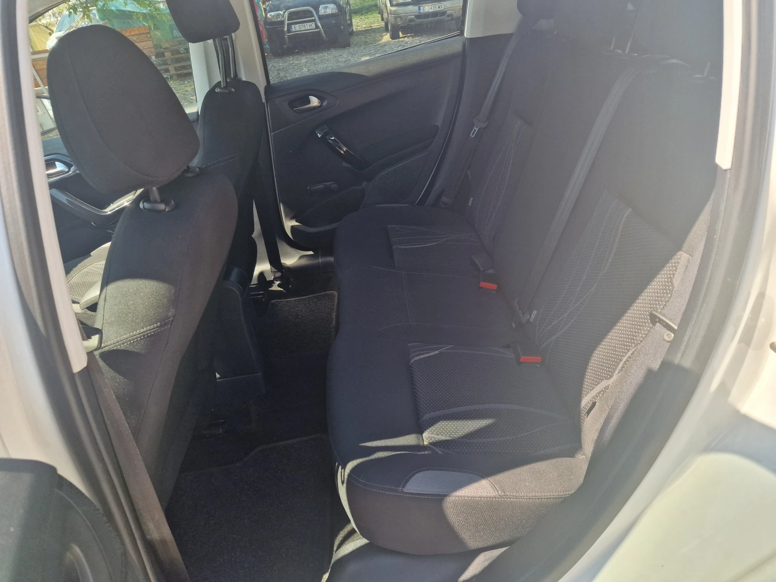 Peugeot 208 124000км - изображение 9