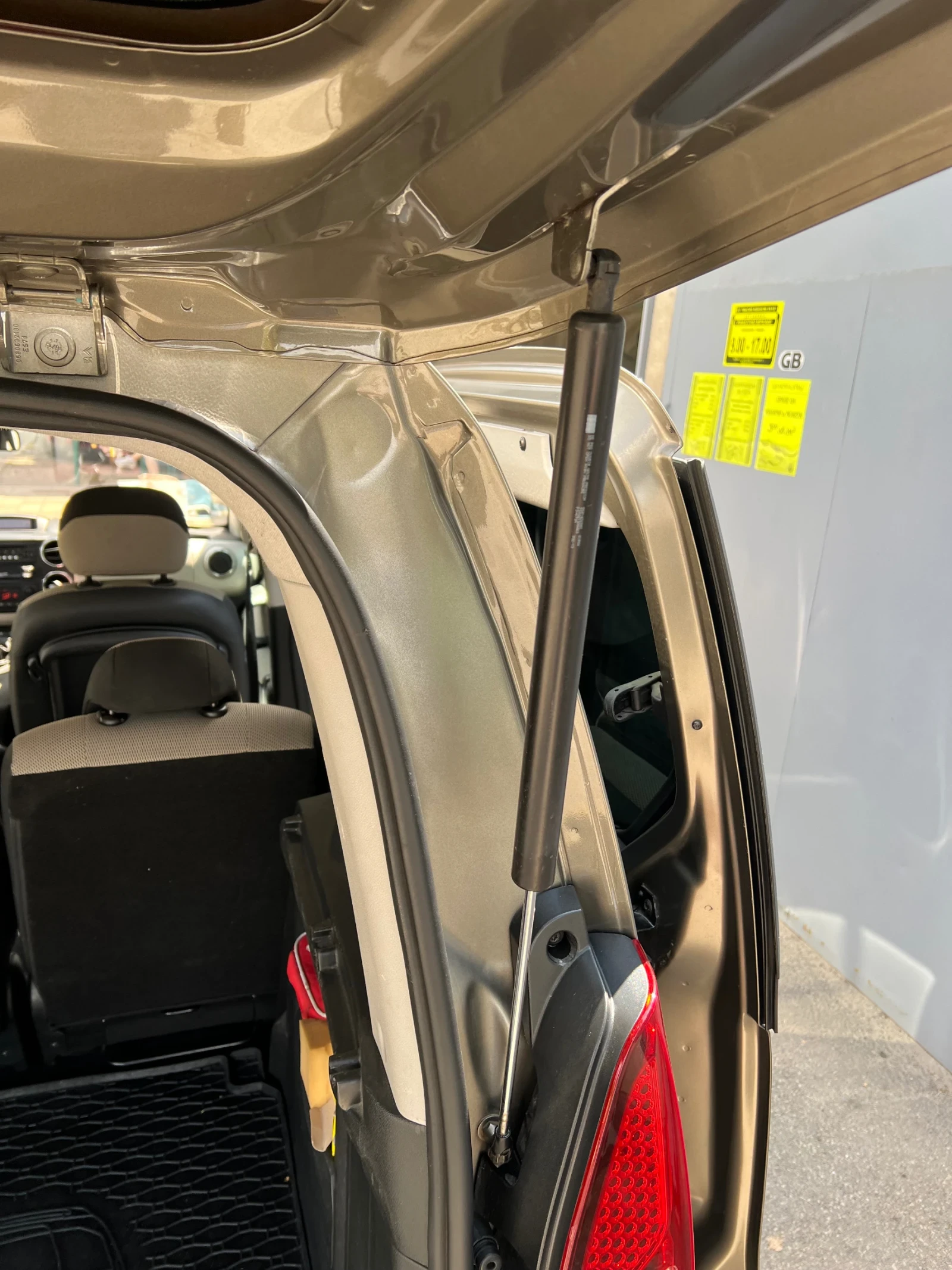 Citroen Berlingo  - изображение 9