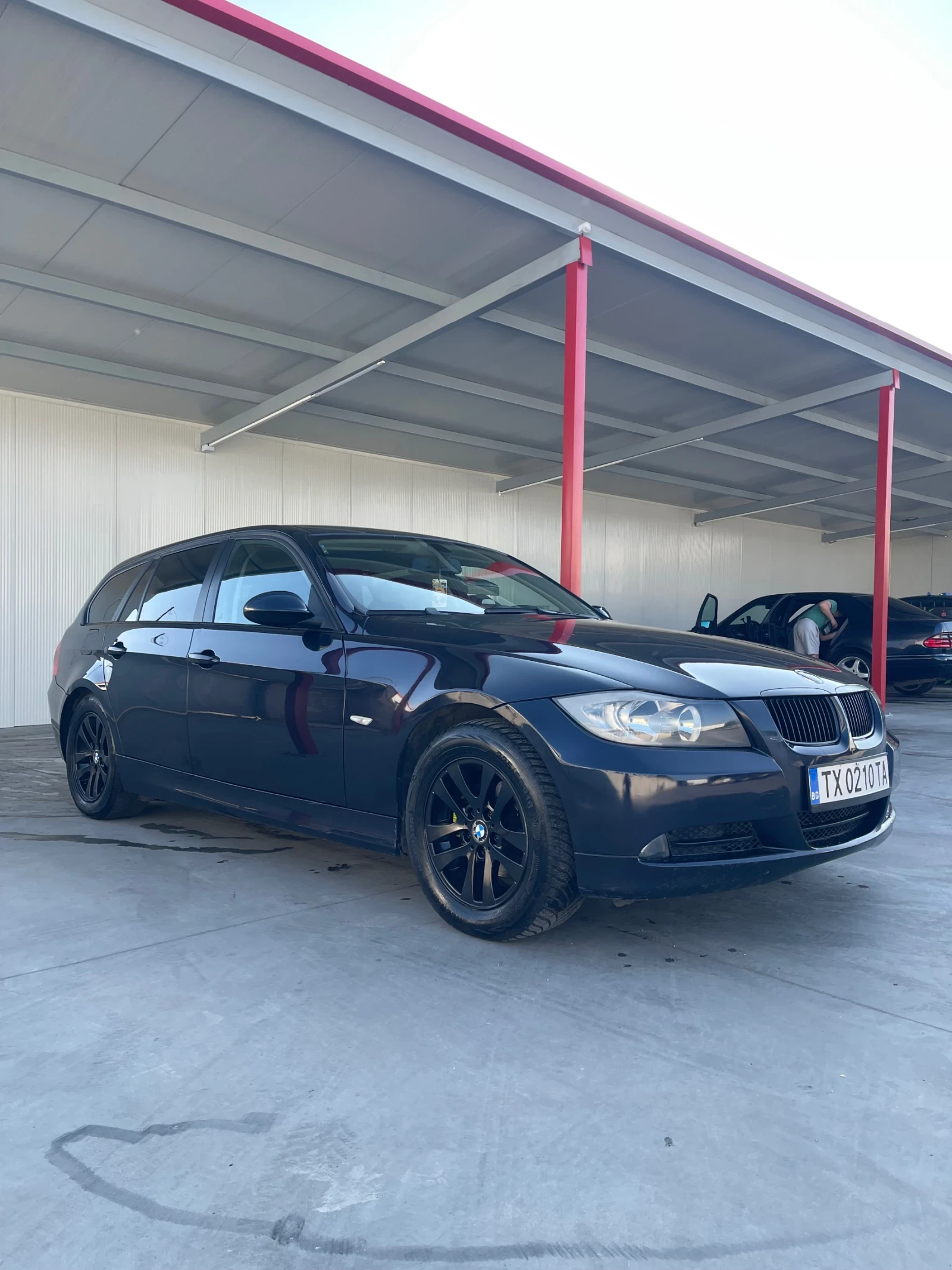 BMW 320 Е91 - изображение 4