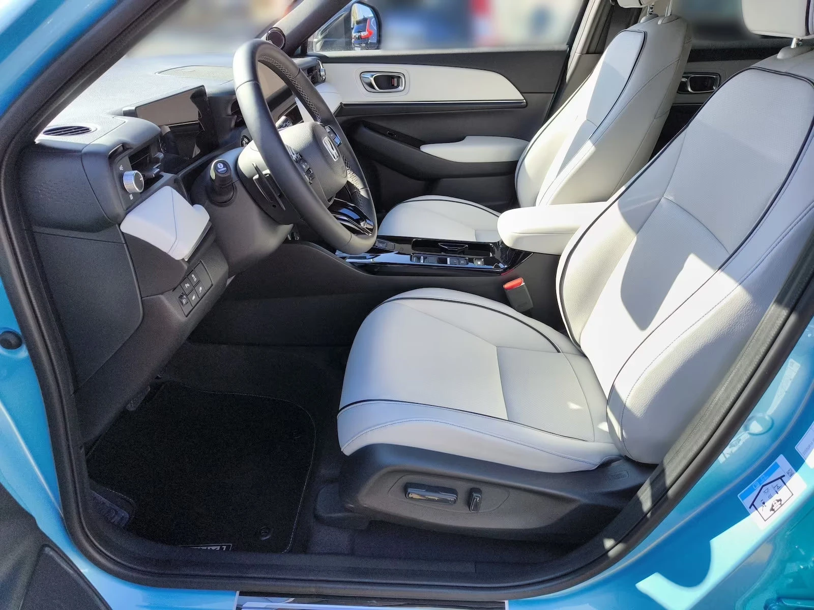 Honda e:Ny1 ADVANCE-PACKET/204HP/PANO/360/HEAD-UP/AMBI/263f - изображение 8