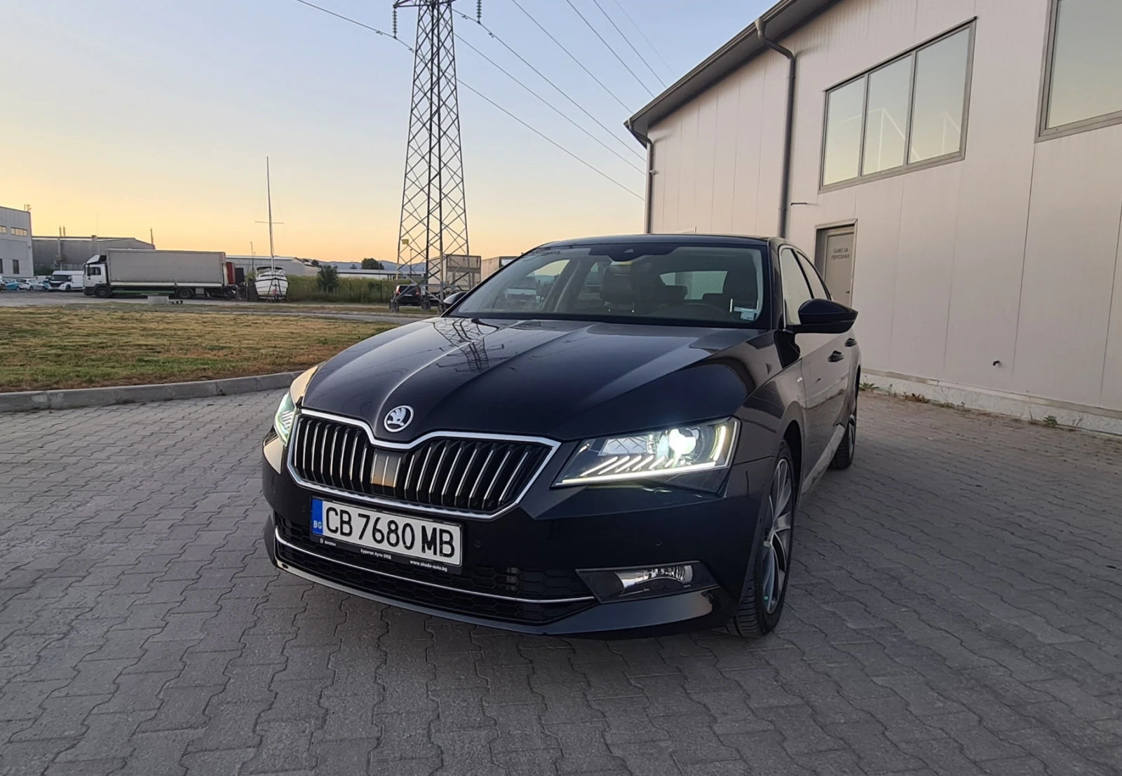 Skoda Superb 2.0 TDI - изображение 2