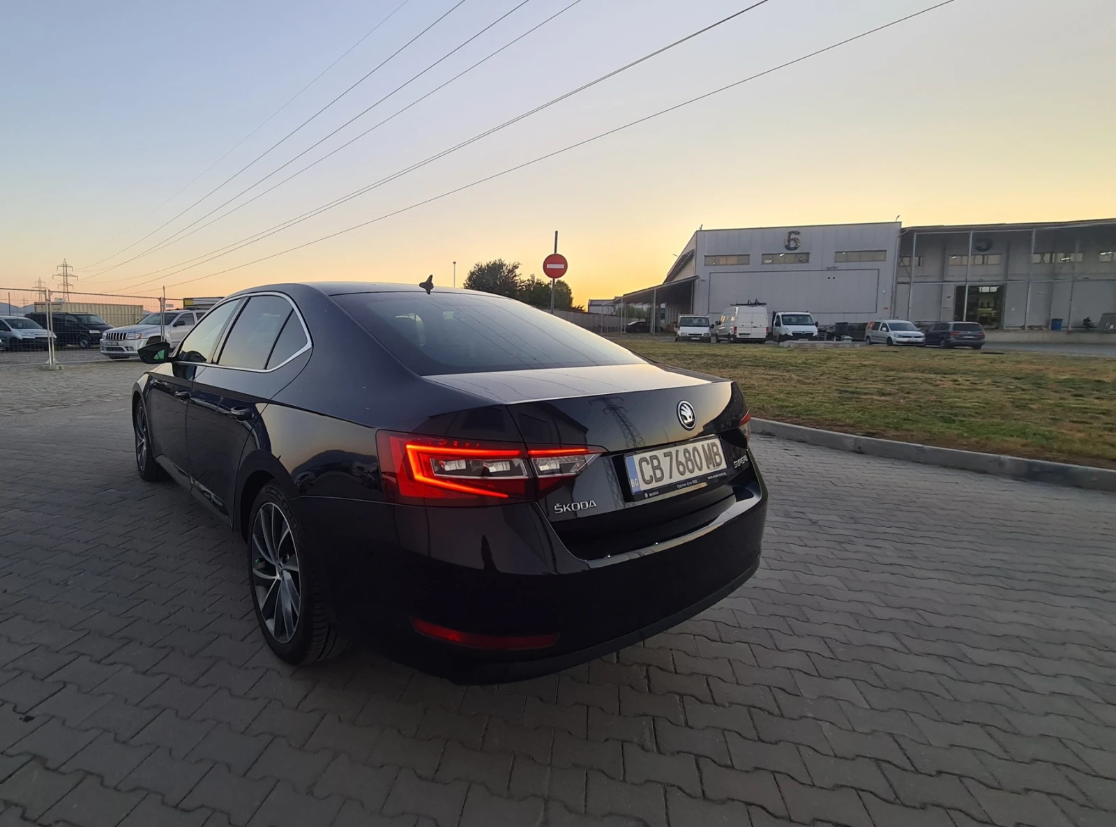Skoda Superb 2.0 TDI - изображение 6