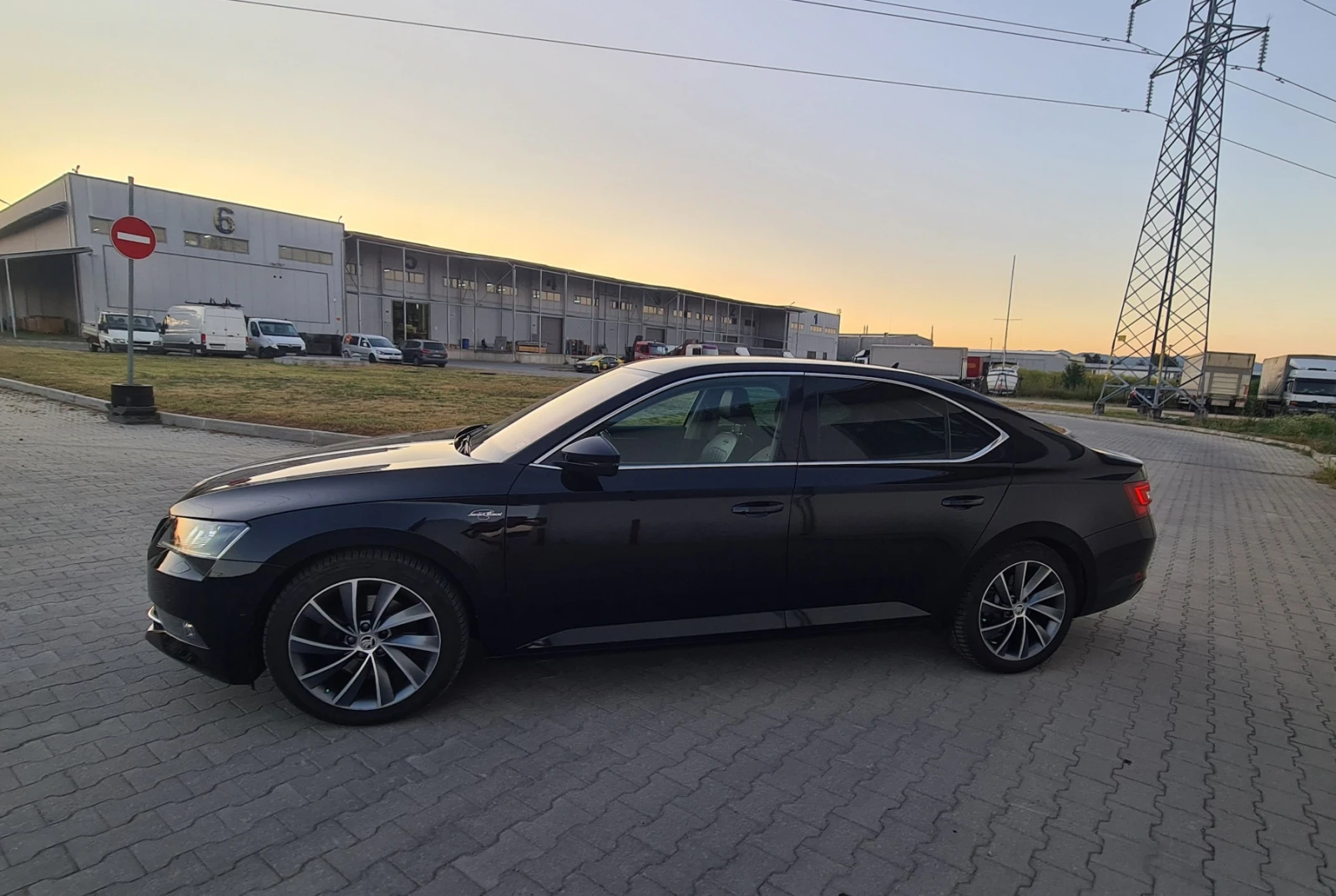 Skoda Superb 2.0 TDI - изображение 5