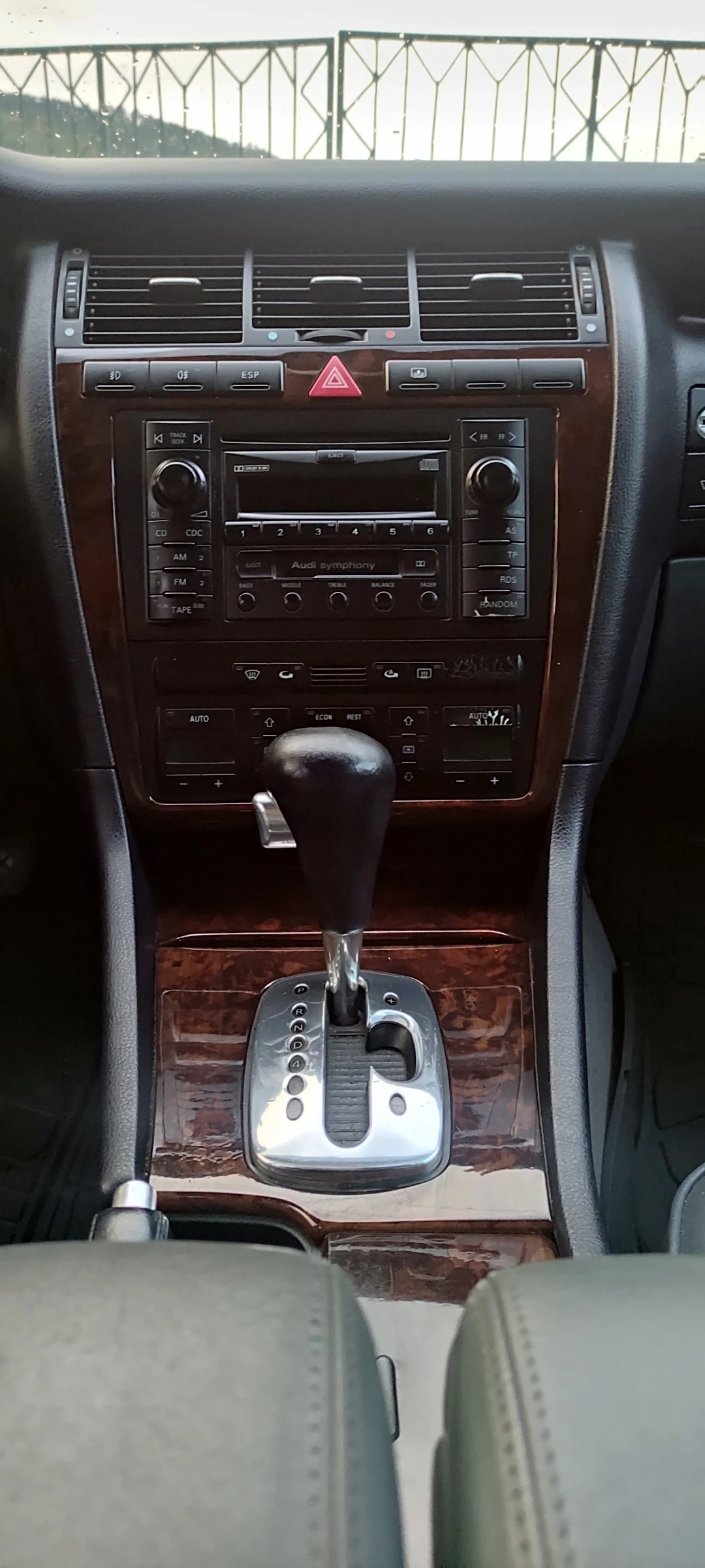Audi A8 2.8 газ - изображение 7