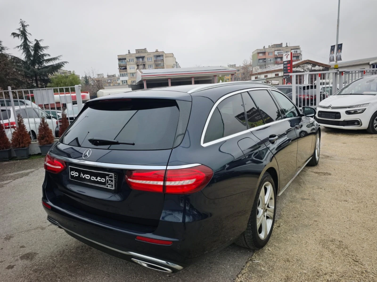 Mercedes-Benz E 220 CDI* AVANTGARDE* DIGITAL* КОЖА* НАВИ* ПОДГРЕВ* 9Gt - изображение 5