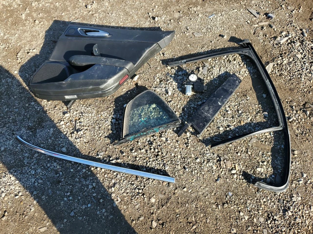 Alfa Romeo Giulia Q4| DISTRONIC| KEYLESS|  | Mobile.bg   12