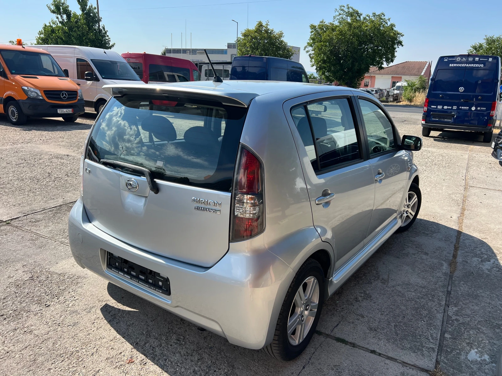 Daihatsu Sirion 1.3 i , ����� , 122.000�� | Mobile.bg � ����������� 4