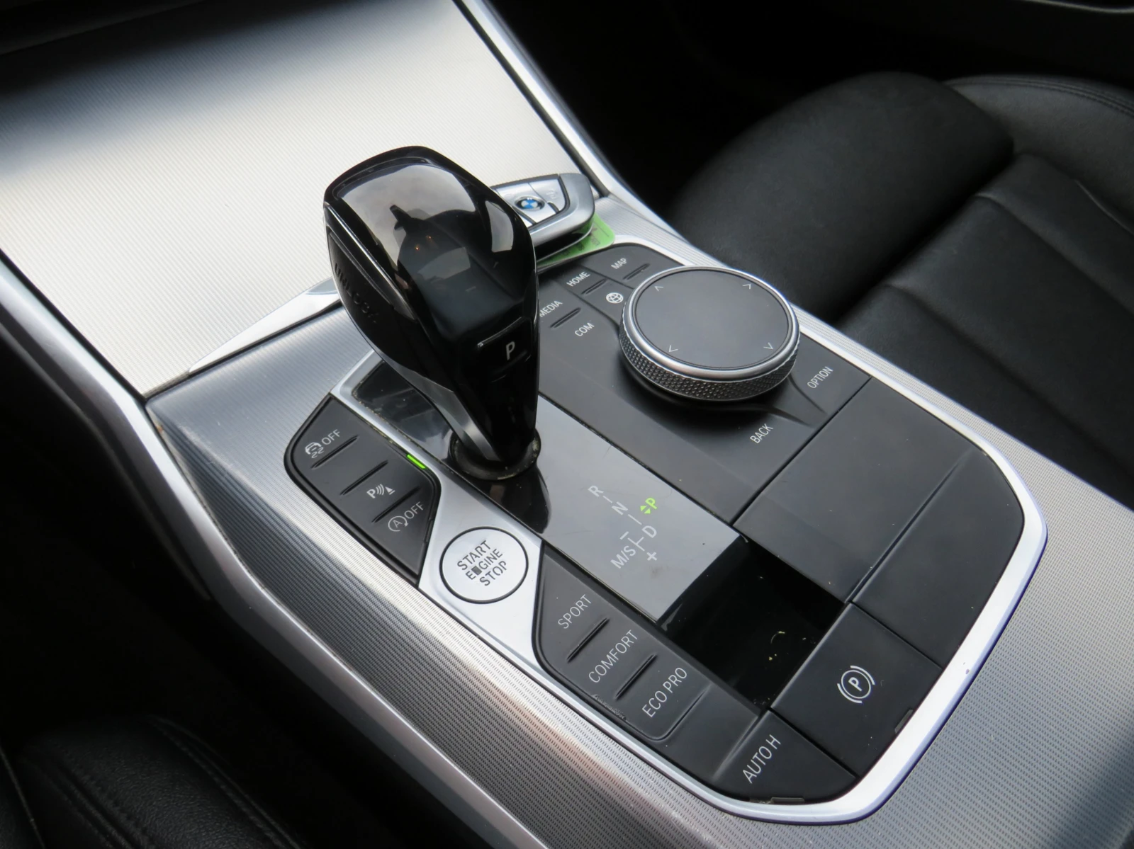 BMW 330 Xdrive - изображение 8