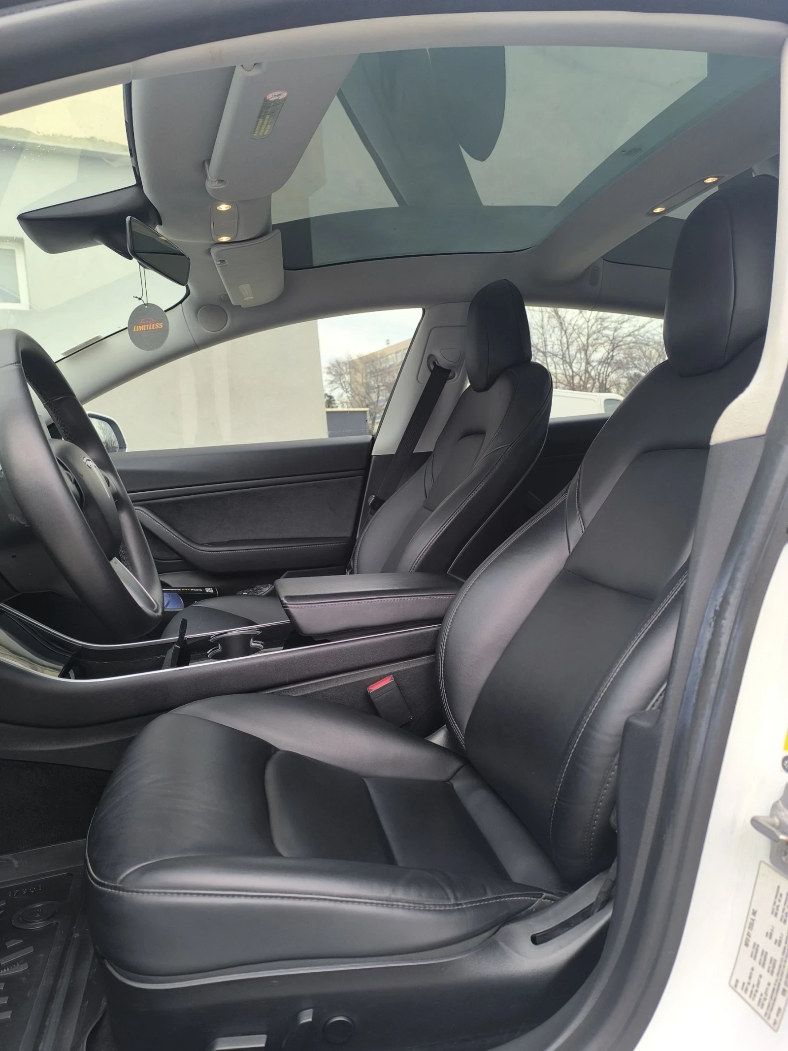 Tesla Model 3 DUAL MOTOR LONG RANGE - изображение 10