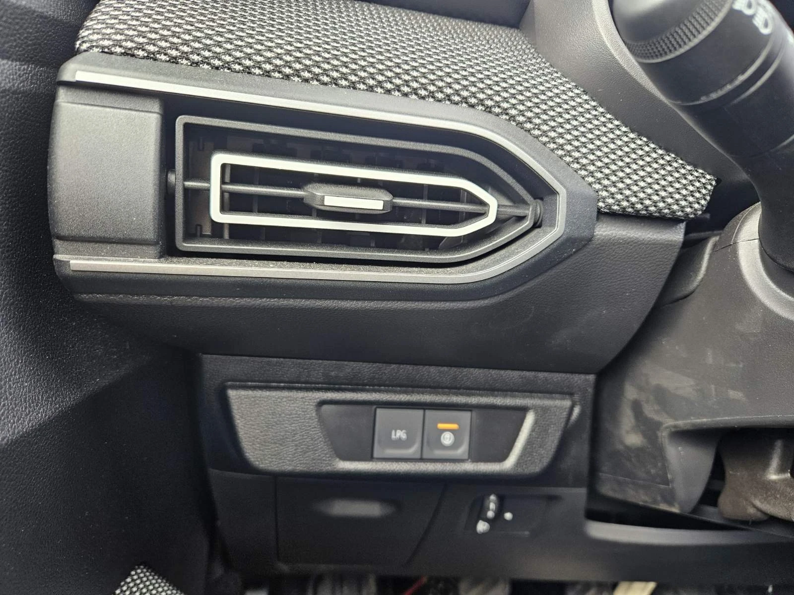 Dacia Logan ECO-G EXPRESSION  | Mobile.bg � ����������� 12