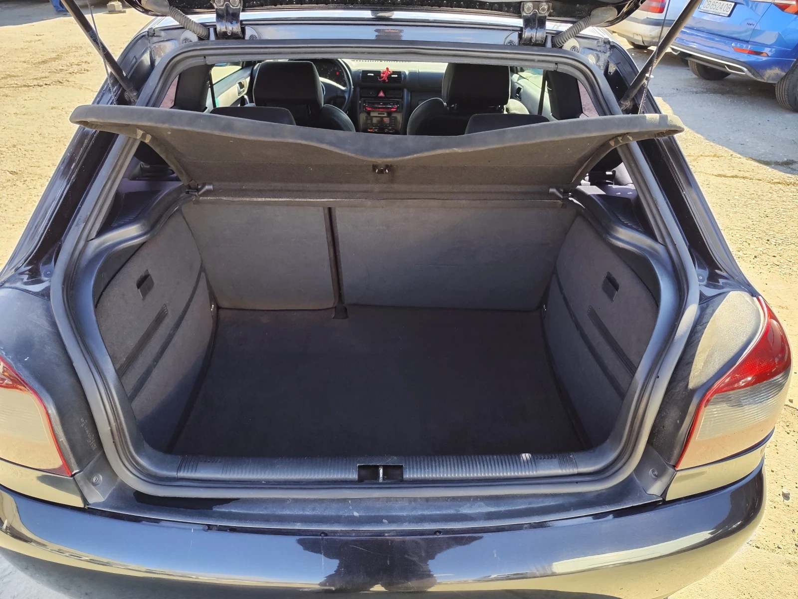 Audi A3 1.8T, снимка 11 - Автомобили и джипове - 53688336