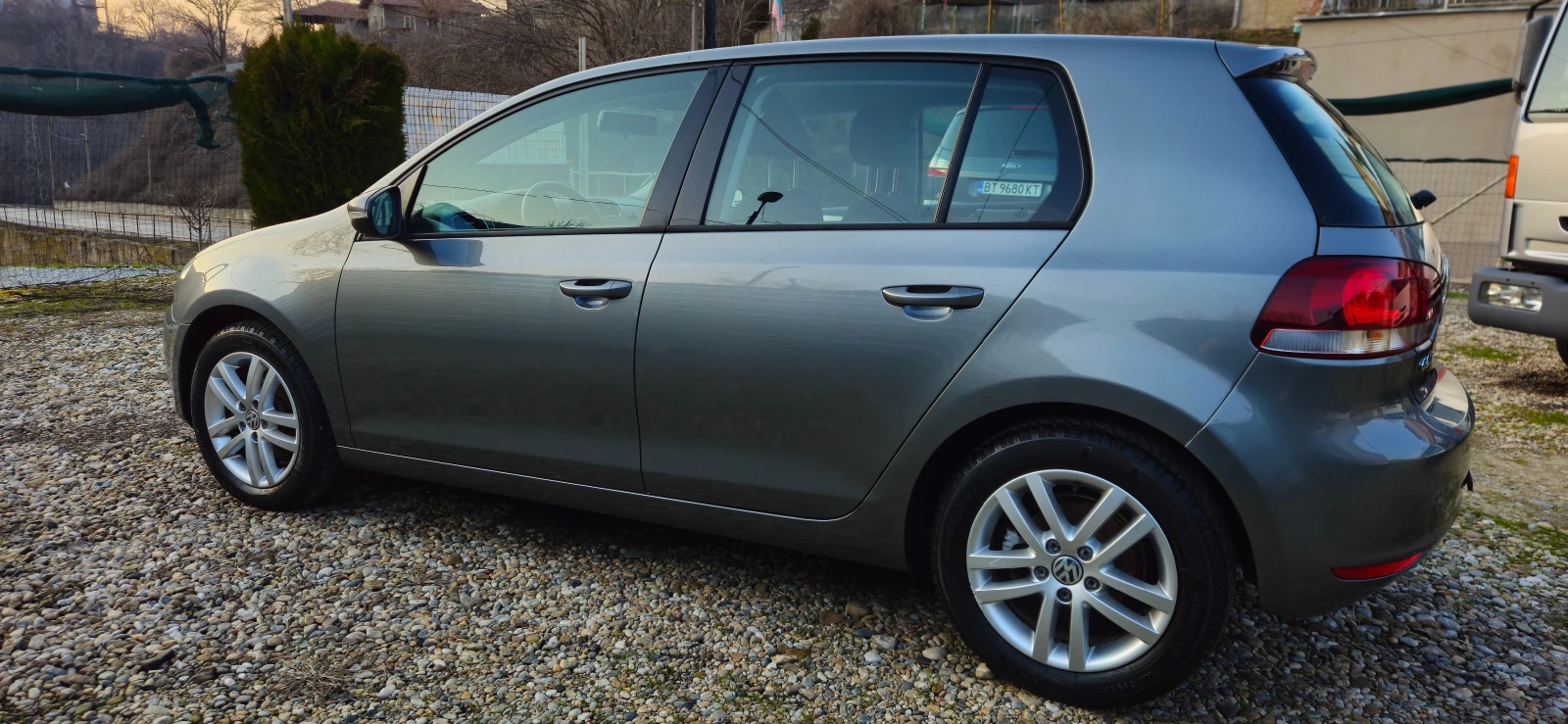 VW Golf 1, 6i* 2011�* �������� ����� ���������* ���������* | Mobile.bg � ����������� 6