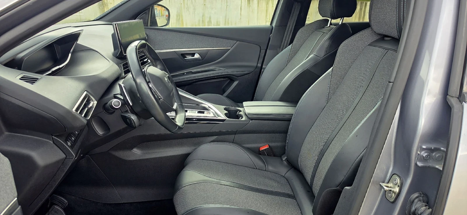 Peugeot 3008 PLUGIN-HYBRID4WD S&S  300HP. | Mobile.bg � ����������� 9