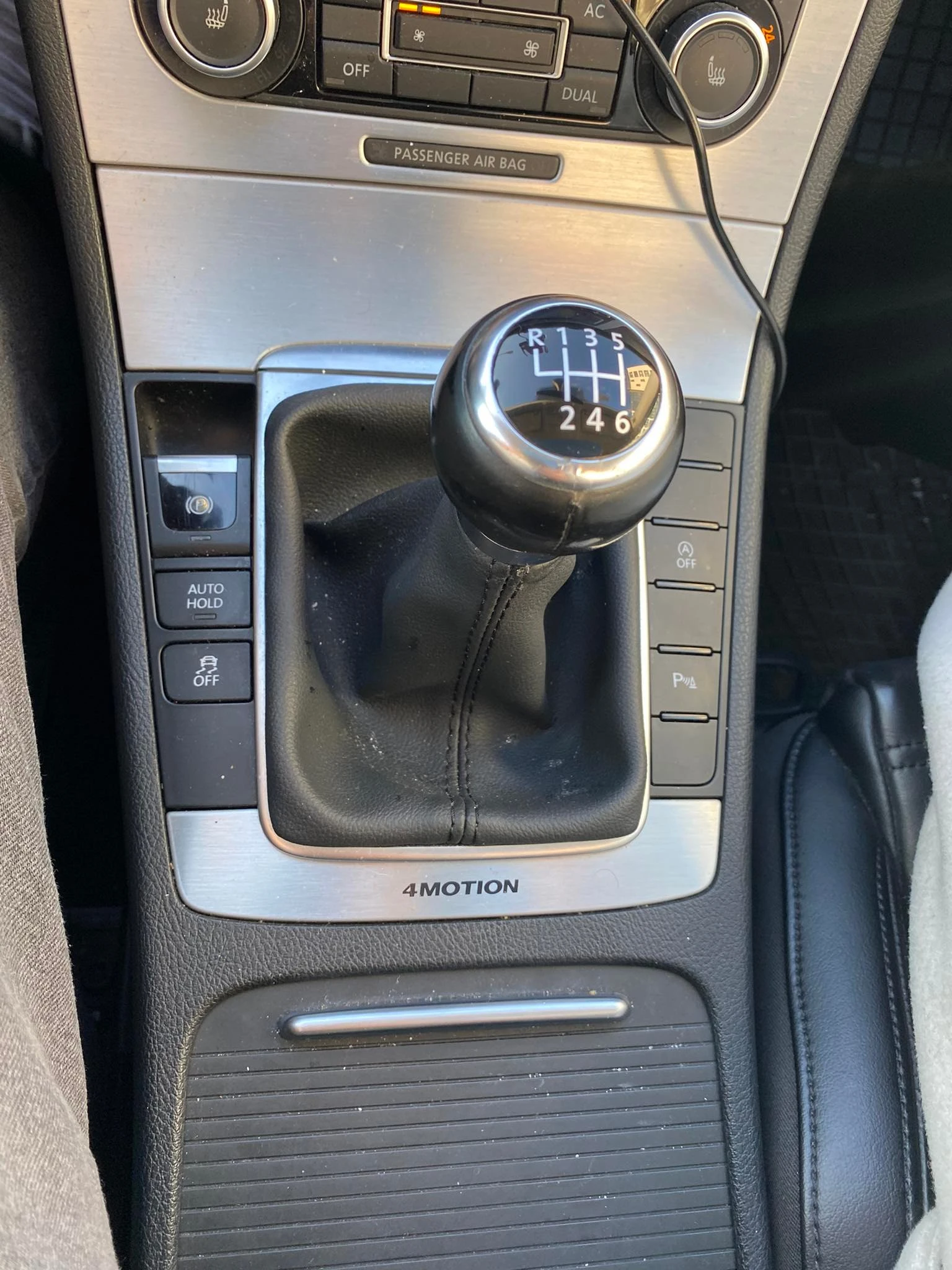 VW Passat, снимка 9 - Автомобили и джипове - 54195478