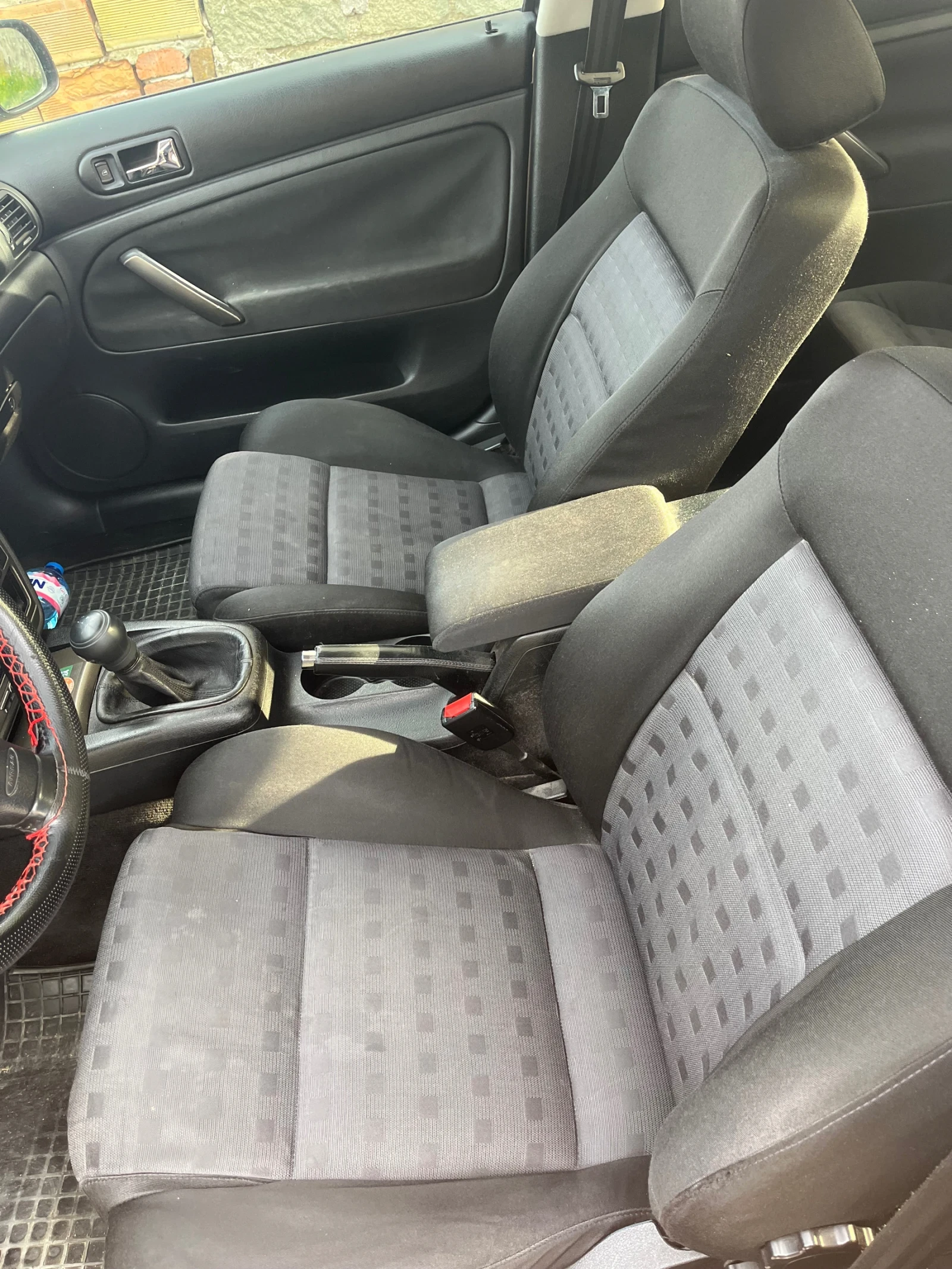 VW Passat 1.8T Газ/Бензин, снимка 7 - Автомобили и джипове - 54228776