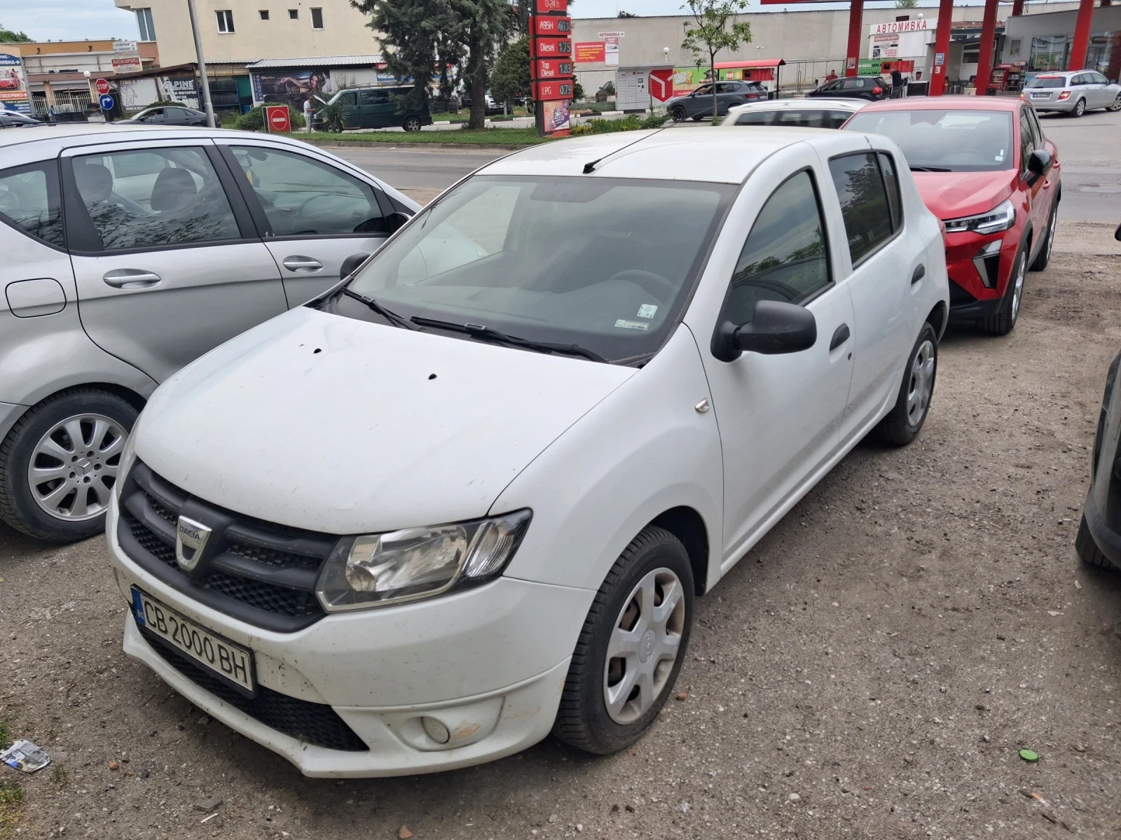 Dacia Sandero, снимка 3 - Автомобили и джипове - 54475537