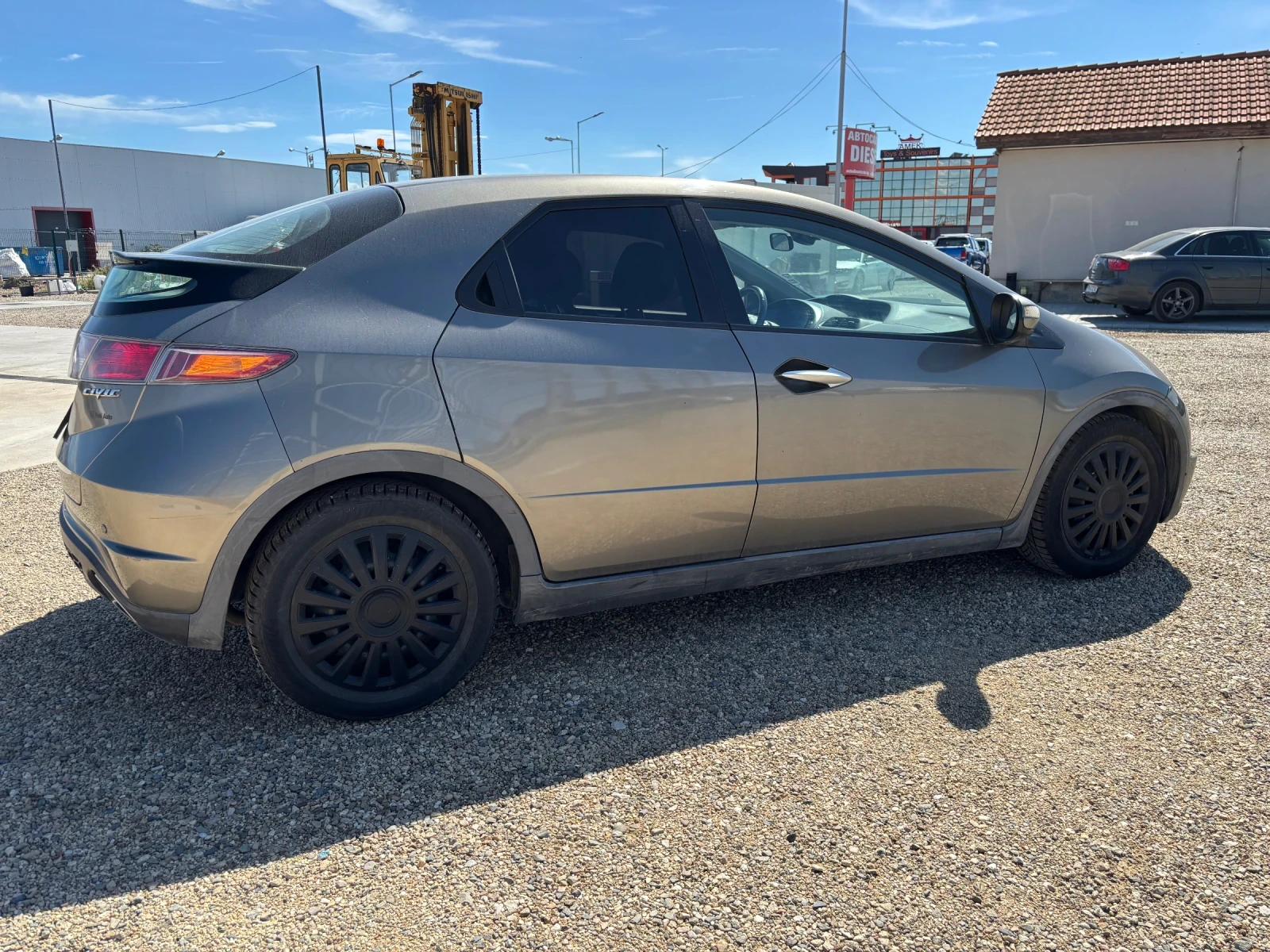 Honda Civic 1.8 БЕНЗИН 140КС., снимка 4 - Автомобили и джипове - 54740452