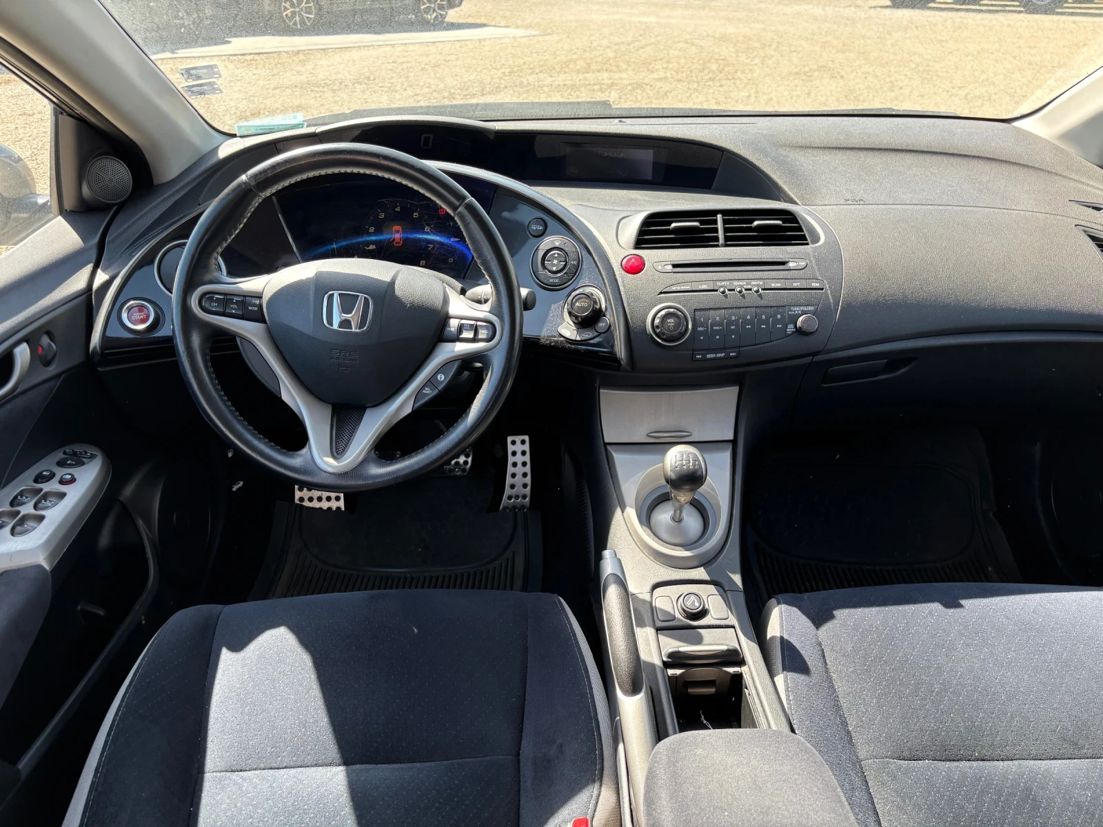 Honda Civic 1.8 БЕНЗИН 140КС., снимка 7 - Автомобили и джипове - 54740452