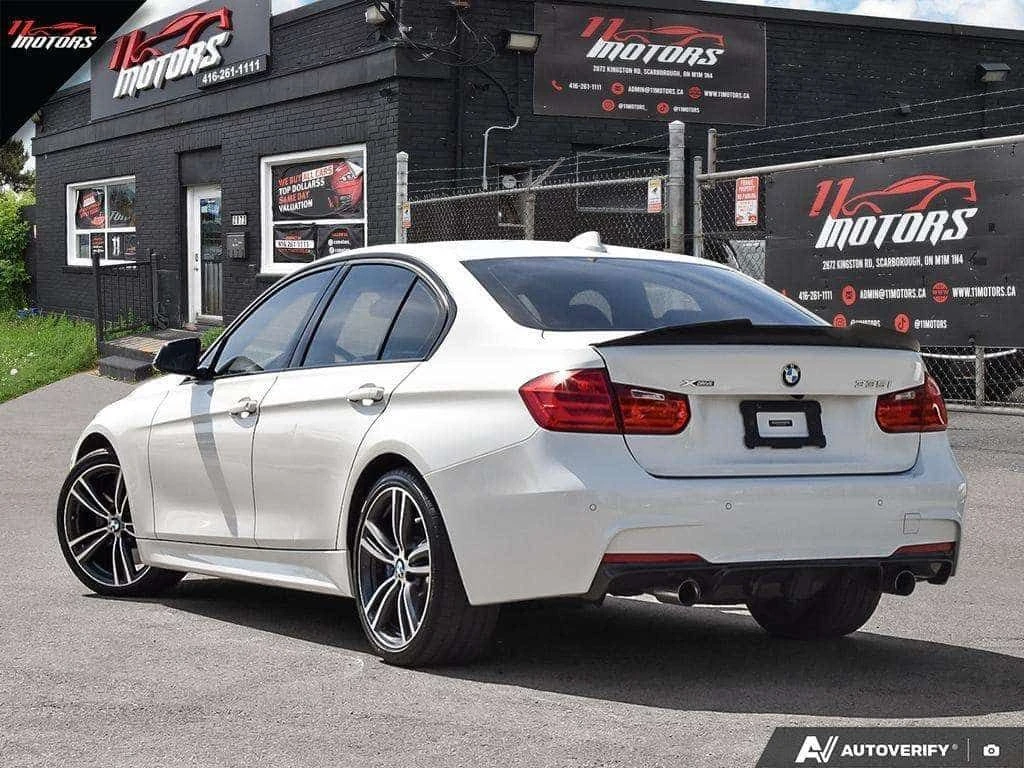 BMW 335 * 4dr Sdn 335i xDrive M SPORT| LOADED | RED INTERI, снимка 4 - Автомобили и джипове - 54934321