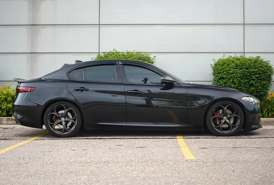 Alfa Romeo Giulia * Ti Sport AWD* АВТОКРЕДИТ БЕЗ ПЪРВОНАЧАЛМНА ВНОСК, снимка 6 - Автомобили и джипове - 55487121
