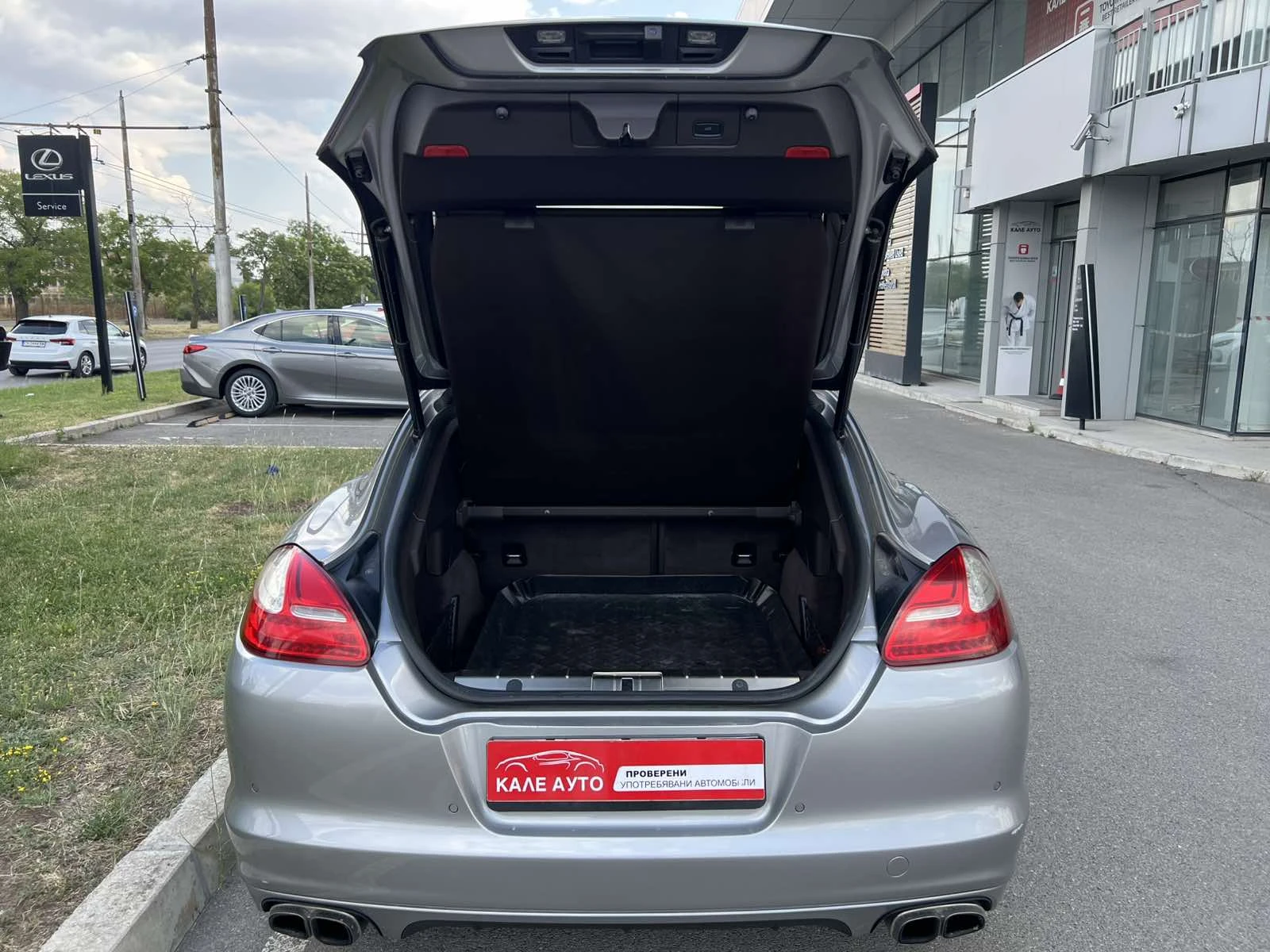 Porsche Panamera 4S V8 Premium, снимка 10 - Автомобили и джипове - 55622774