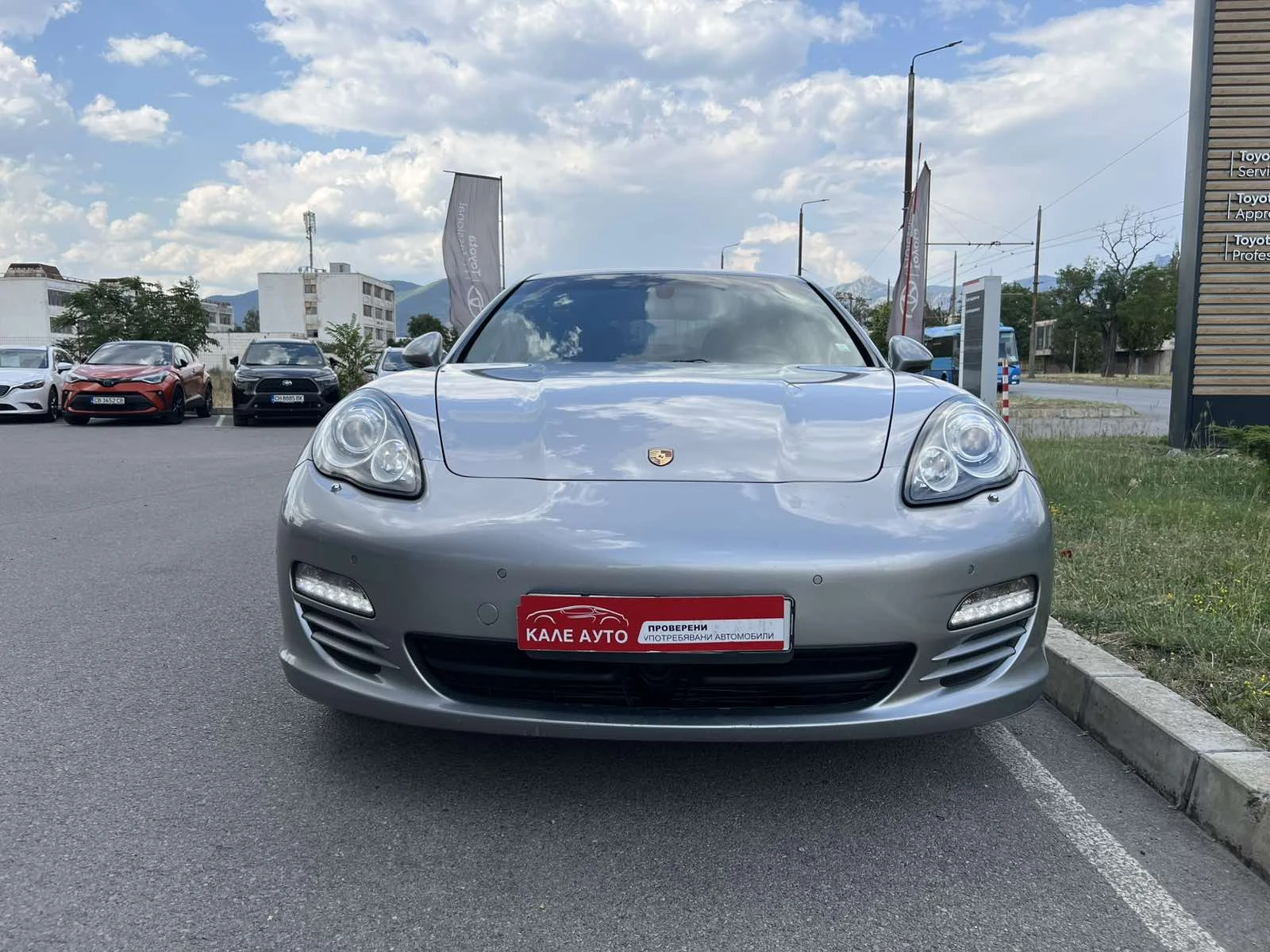 Porsche Panamera 4S V8 Premium, снимка 2 - Автомобили и джипове - 55622774
