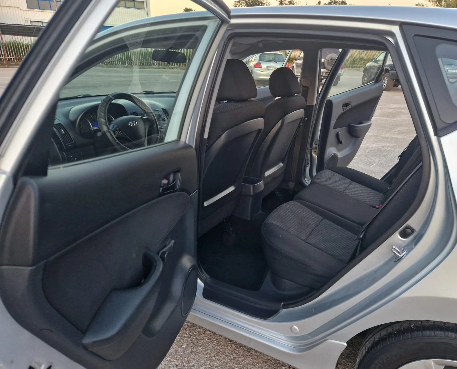 Hyundai I30 1.6 CRDI 90к.с. 2011г. Евро 5, снимка 14 - Автомобили и джипове - 55741671