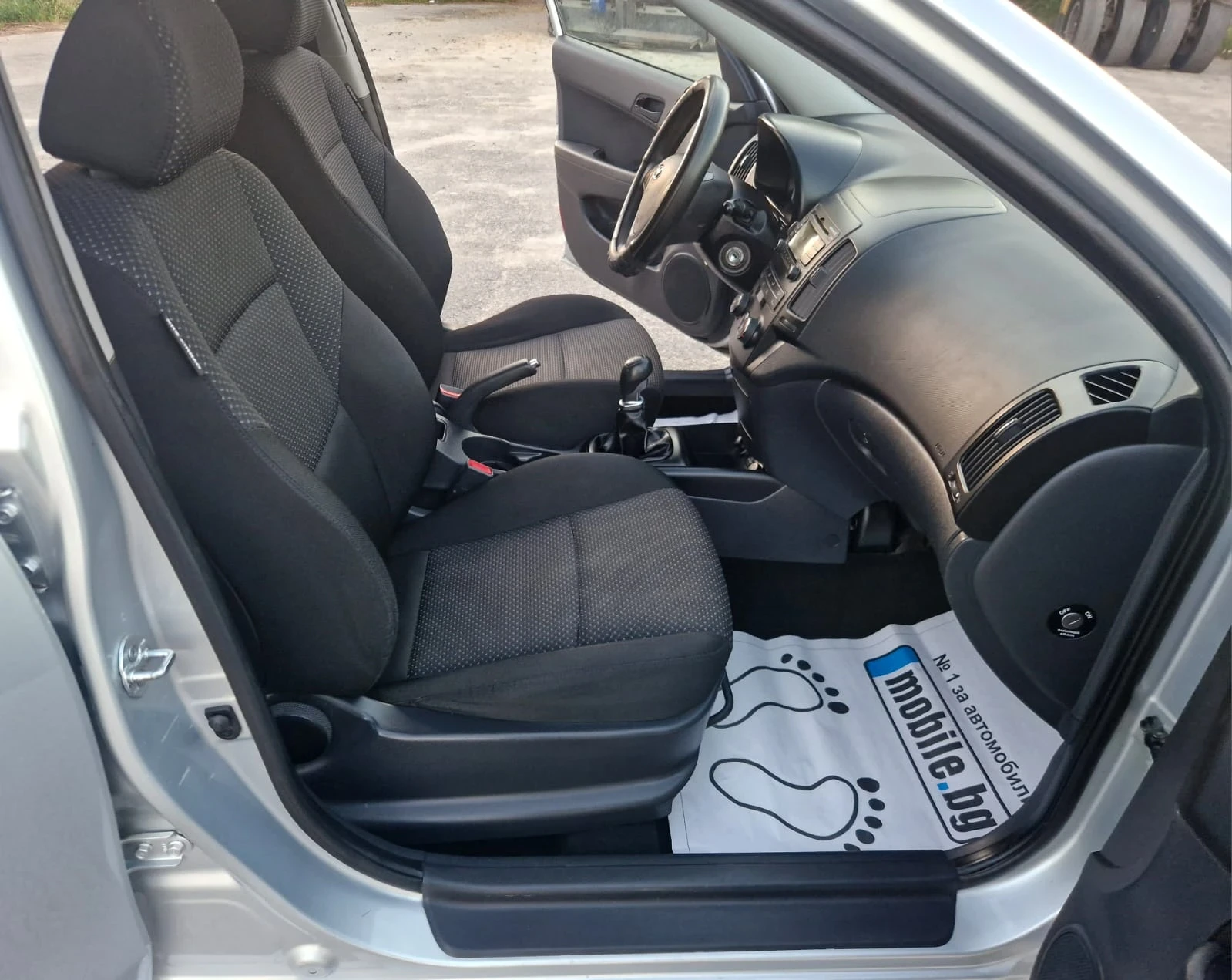 Hyundai I30 1.6 CRDI 90к.с. 2011г. Евро 5, снимка 11 - Автомобили и джипове - 55741671