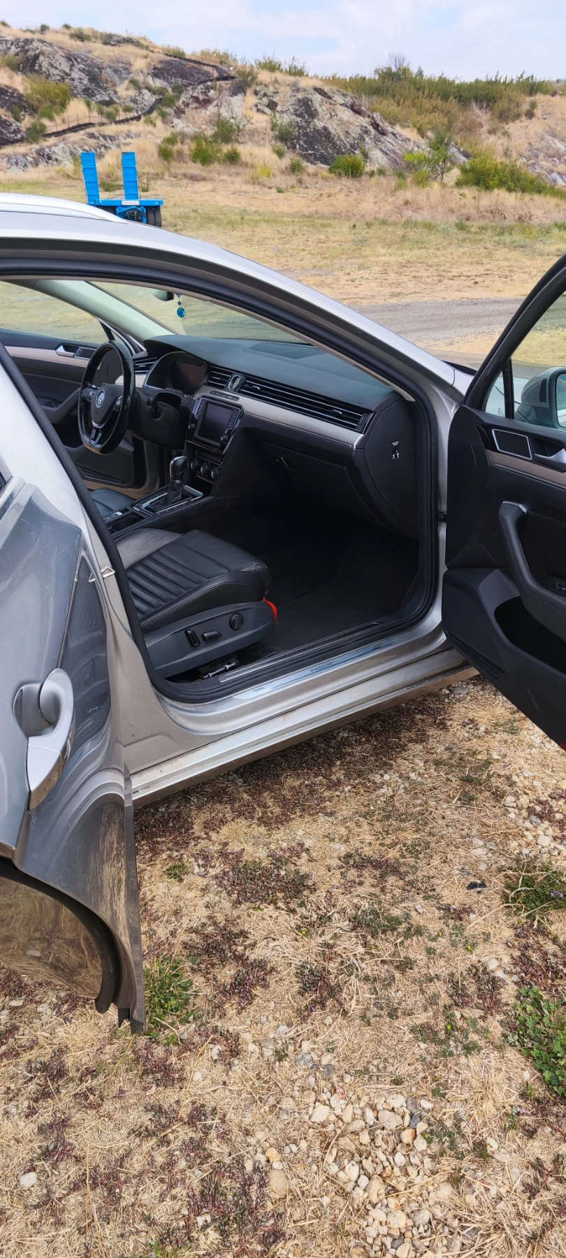 VW Passat, снимка 6 - Автомобили и джипове - 55824599