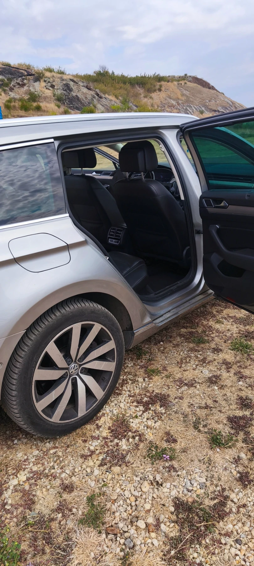VW Passat, снимка 7 - Автомобили и джипове - 55824599
