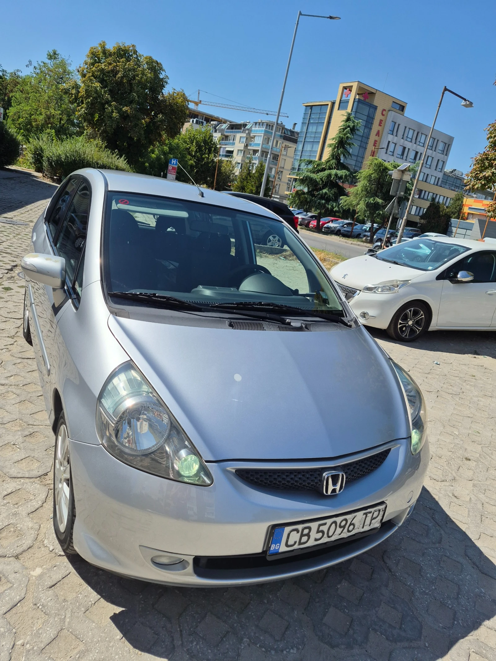 Honda Jazz, снимка 3 - Автомобили и джипове - 55989551