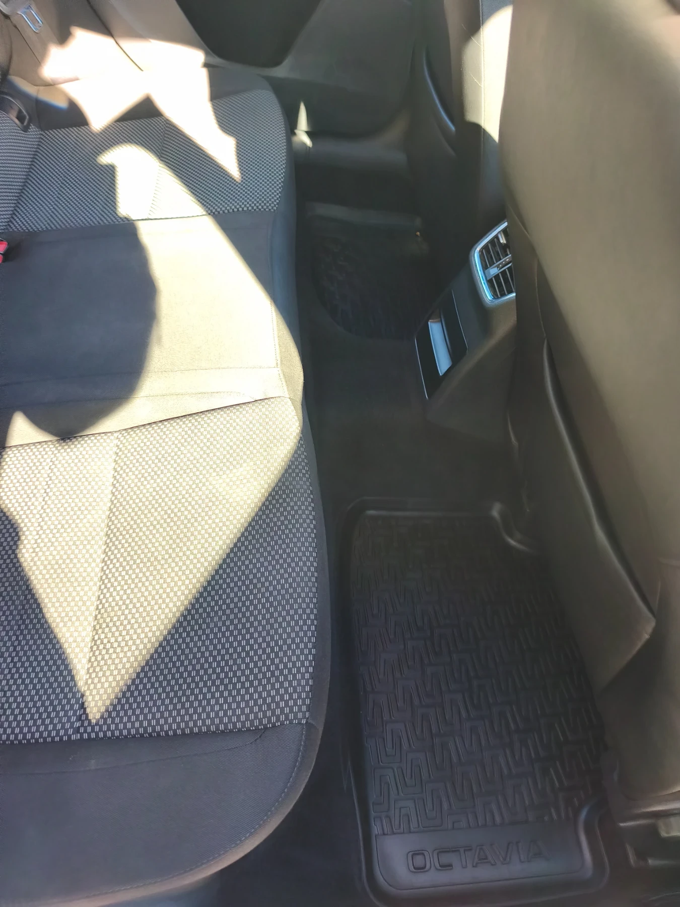 Skoda Octavia, снимка 10 - Автомобили и джипове - 56356656