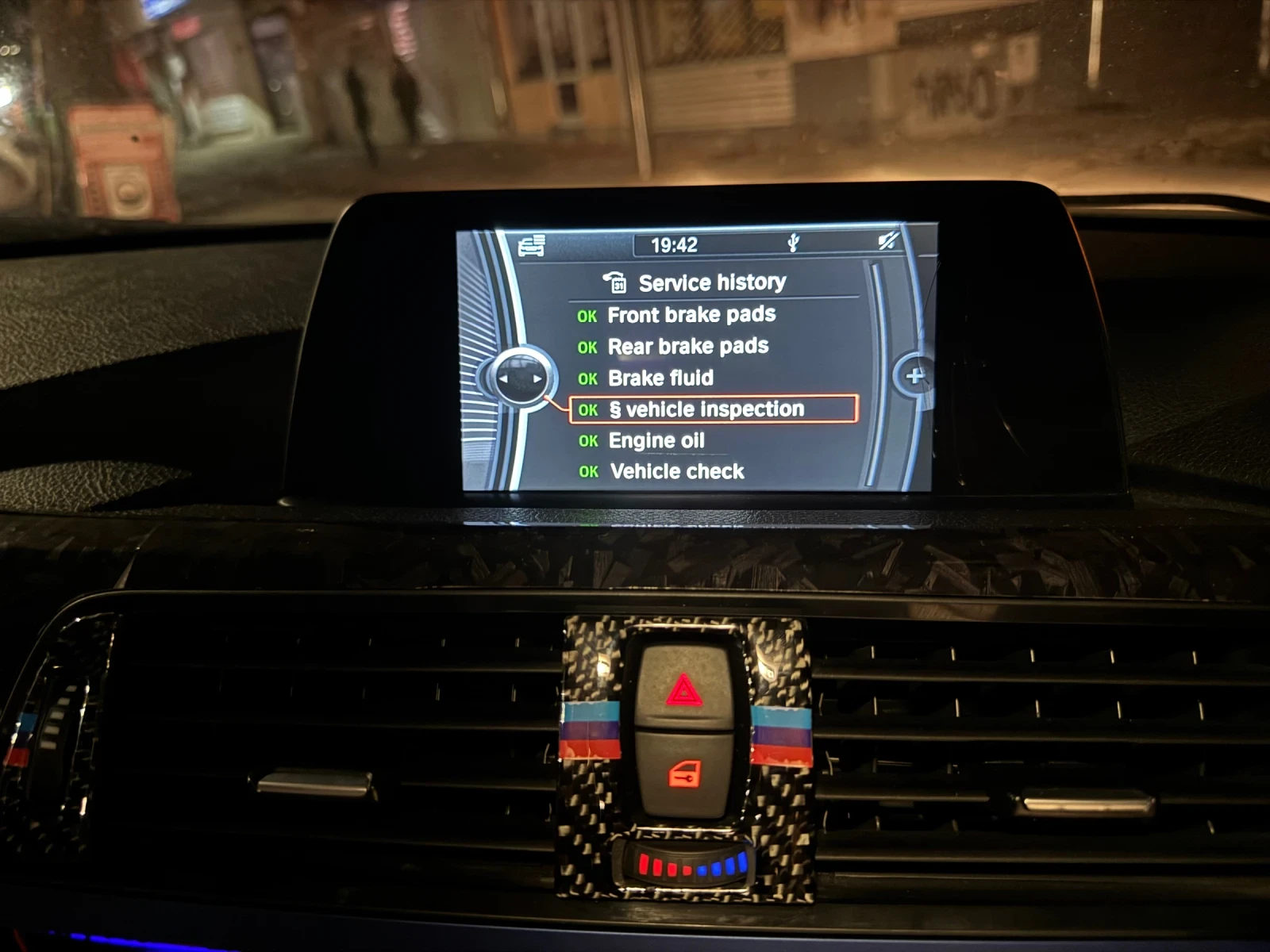 BMW 320, снимка 17 - Автомобили и джипове - 56416364