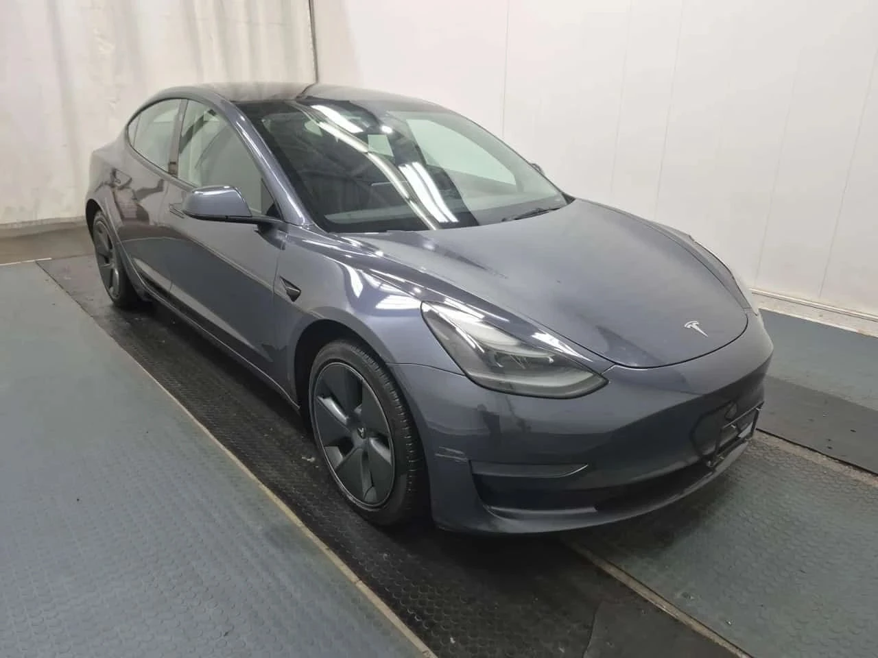 Tesla Model 3, снимка 5 - Автомобили и джипове - 56726547