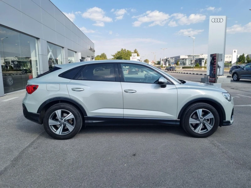 Audi Q3 40 TFSI quattro, снимка 4 - Автомобили и джипове - 44140417