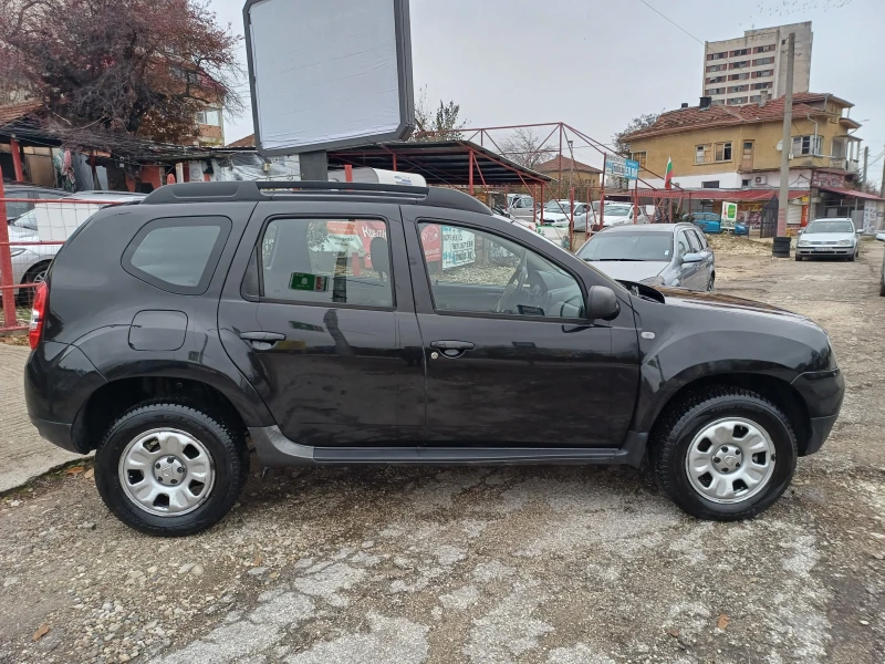 Dacia Duster 1.5 4X4 , снимка 4 - Автомобили и джипове - 47989096