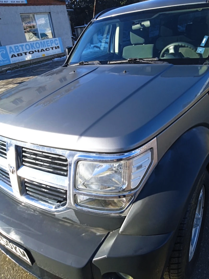 Dodge Nitro, снимка 2 - Автомобили и джипове - 49280678