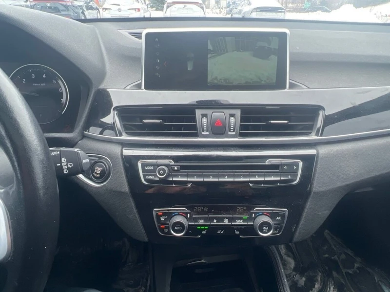 BMW X1 * Carfax * Лизинг, снимка 8 - Автомобили и джипове - 53411804