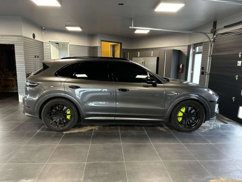 Porsche Cayenne   Turbo S | CARFAX | БЕЗ ИНЦИДЕНТИ, снимка 3 - Автомобили и джипове - 53561005