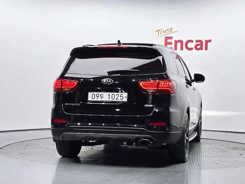 Kia Sorento, снимка 3 - Автомобили и джипове - 56738445