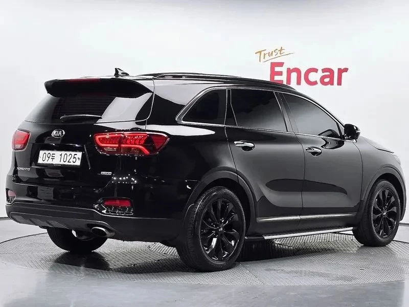 Kia Sorento, снимка 2 - Автомобили и джипове - 56738445