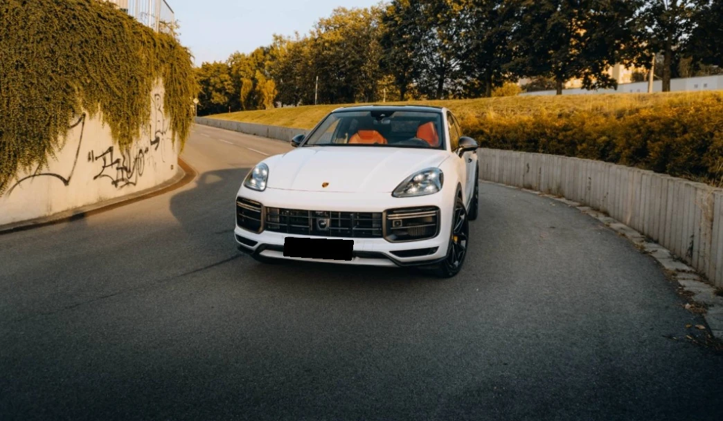 Porsche Cayenne Coupe Turbo GT, снимка 1