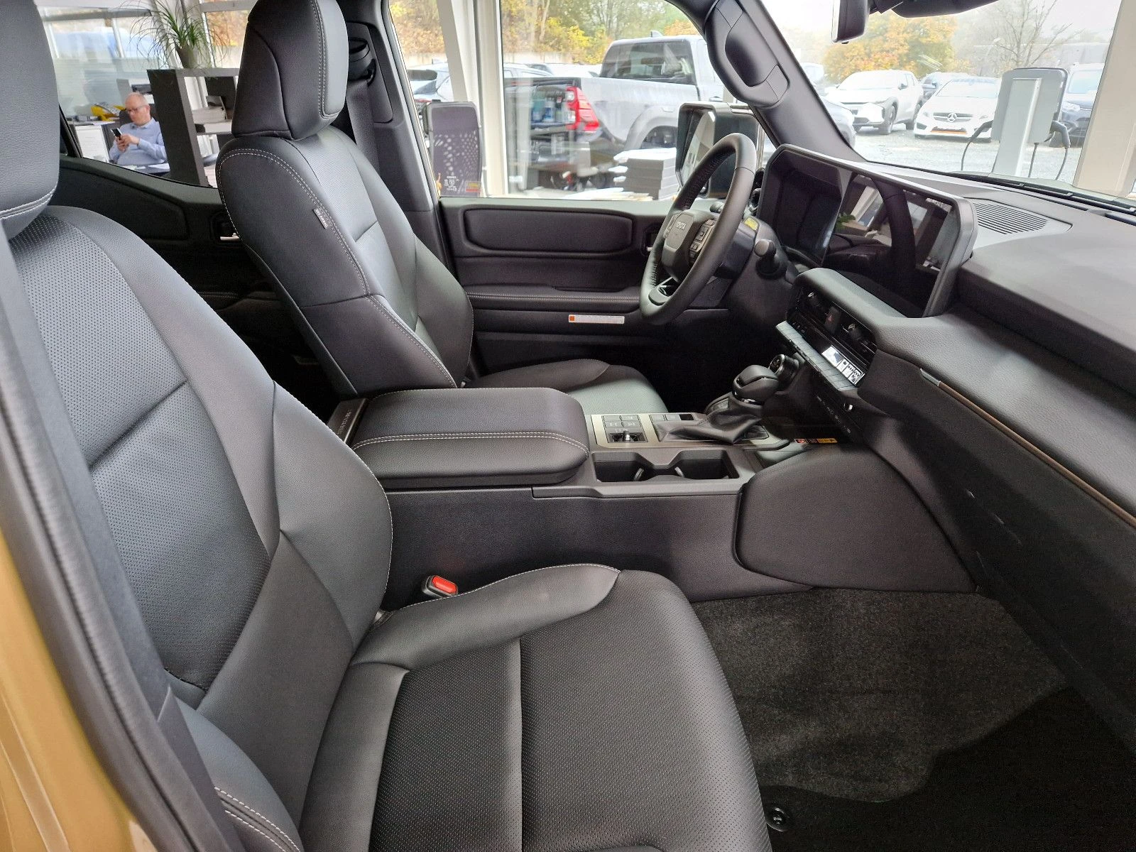 Toyota Land cruiser 250/NEW MODEL/2.8 D-4D/ EXECUTIVE/ 360/LED/ | Mobile.bg   13