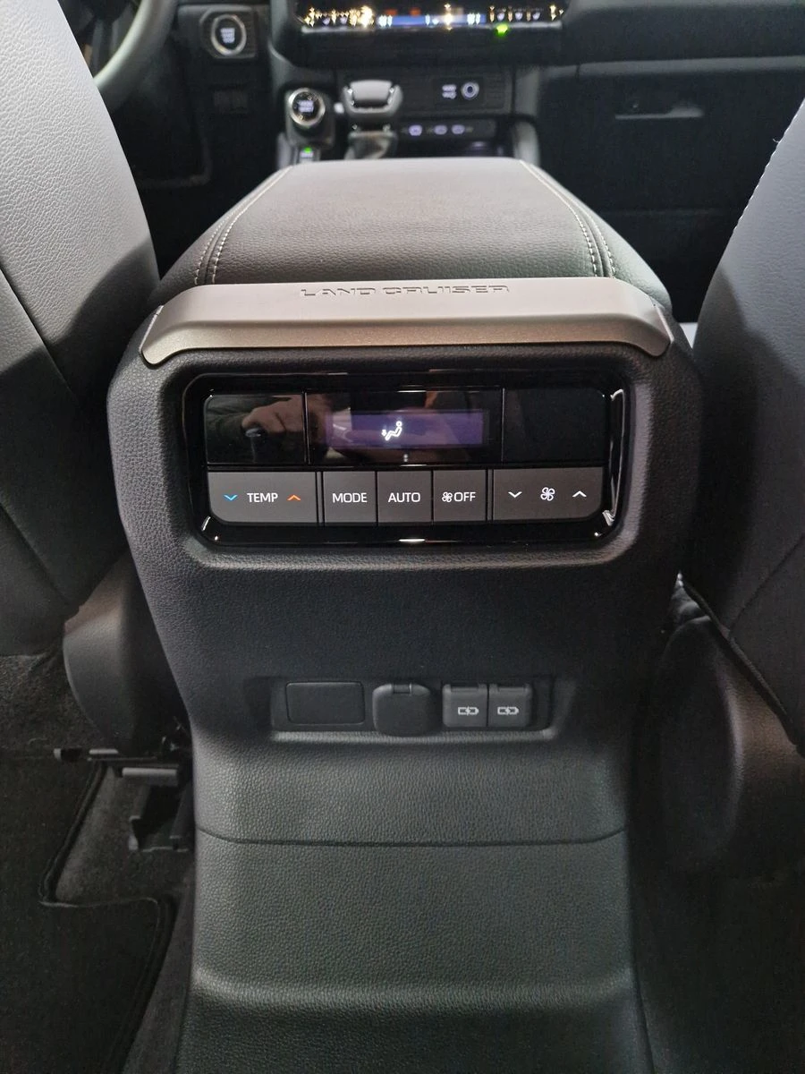 Toyota Land cruiser 250/NEW MODEL/2.8 D-4D/ EXECUTIVE/ 360/LED/ | Mobile.bg   15