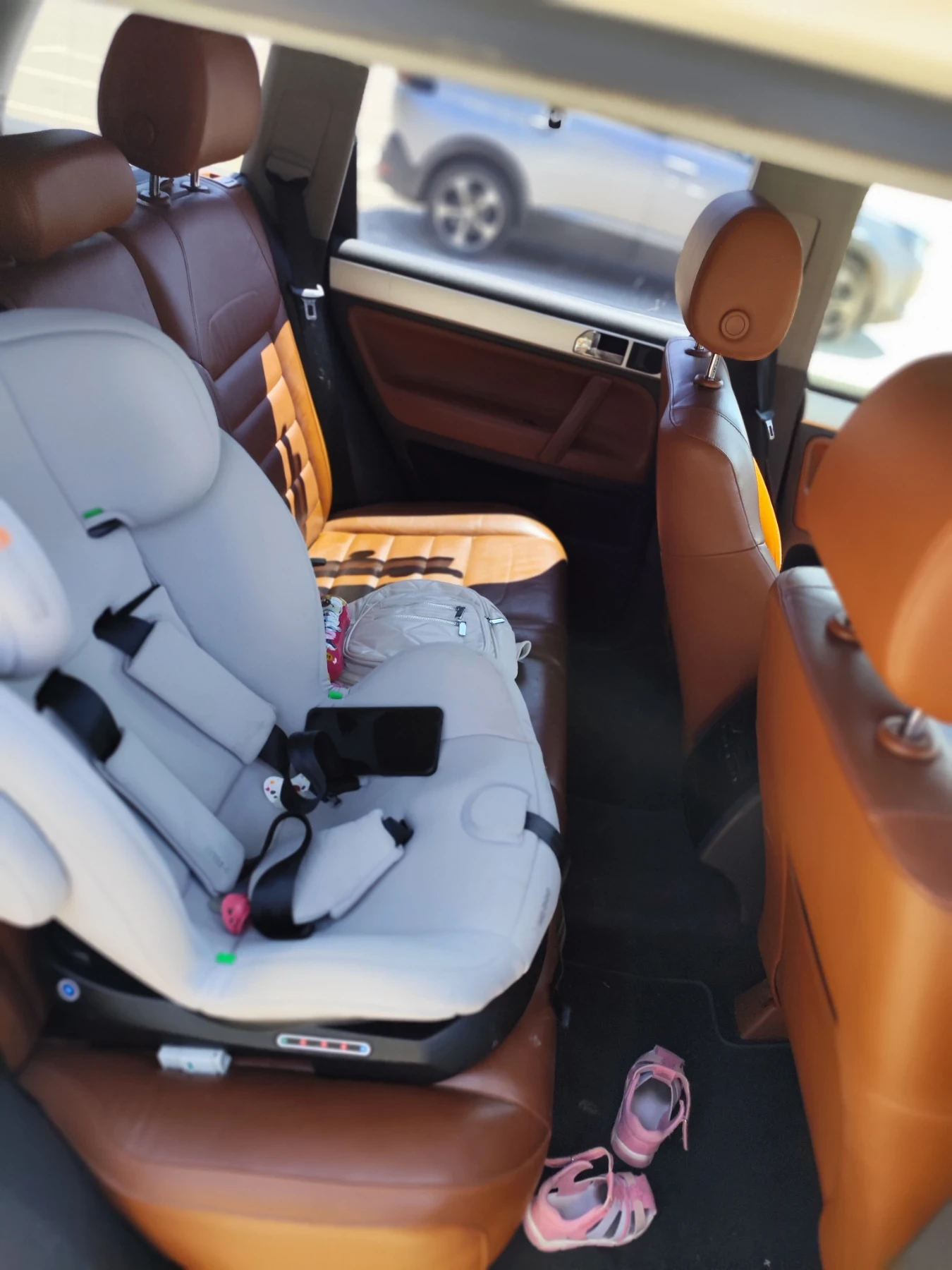VW Touareg R-line .Възможен бартер за гондола 50 до 70 кубика - изображение 9