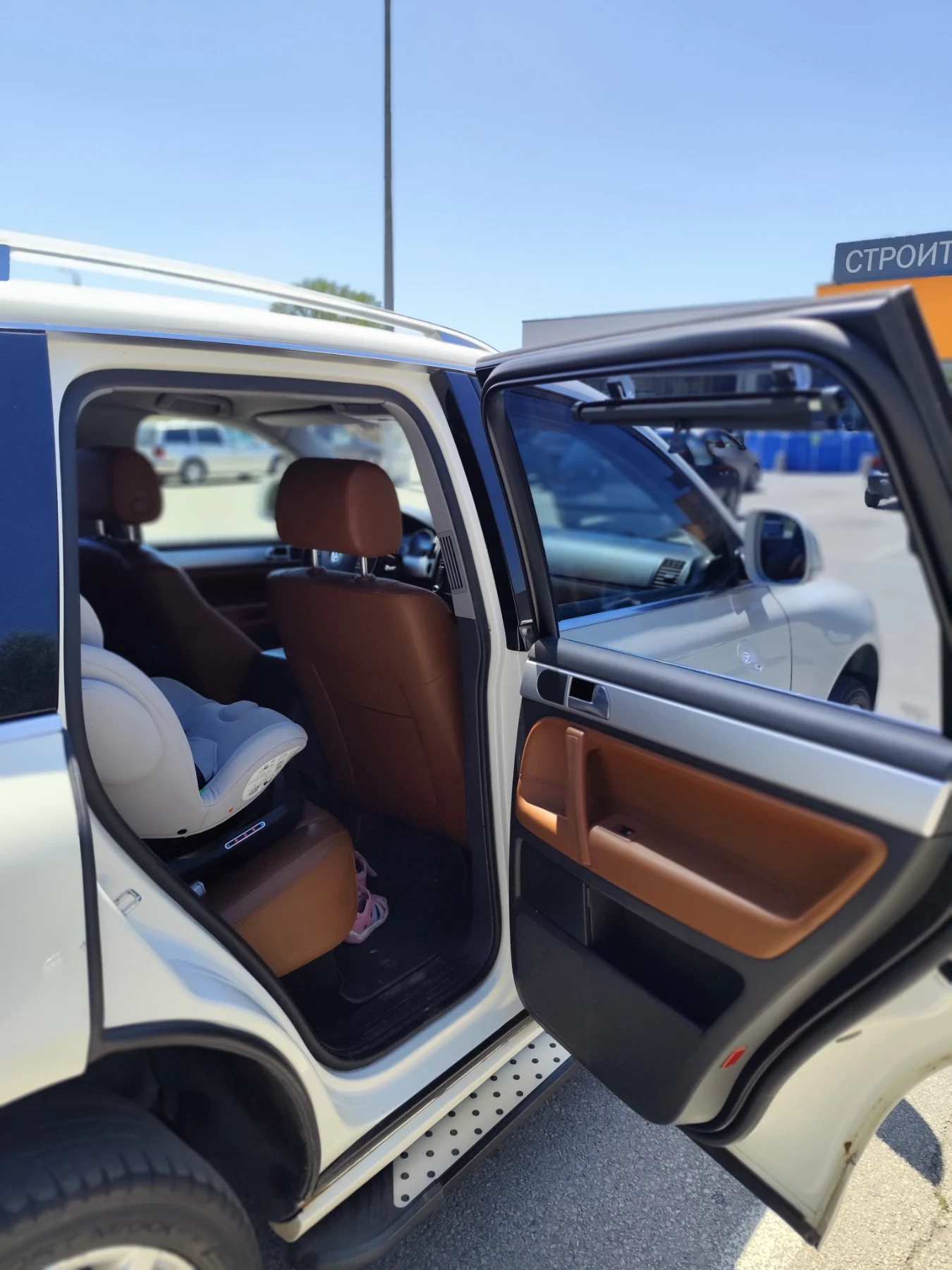 VW Touareg R-line .Възможен бартер за гондола 50 до 70 кубика - изображение 10