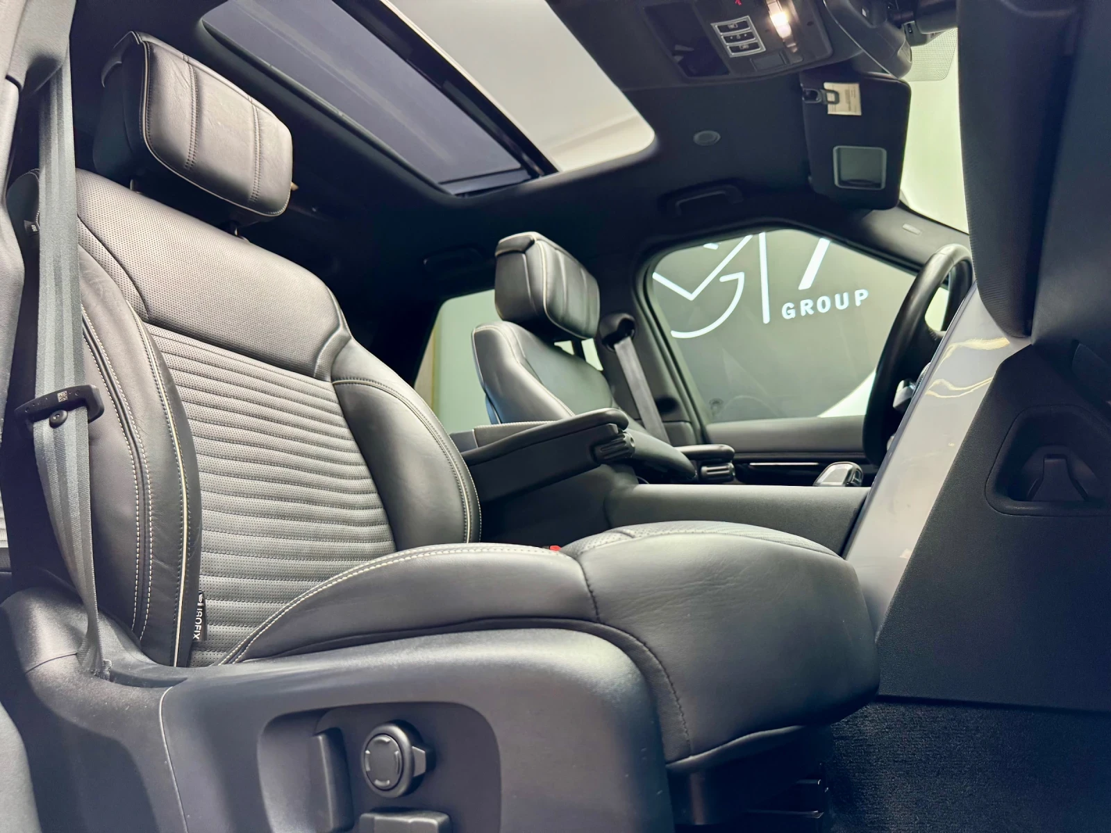 Land Rover Discovery R DYNAMIC 7 местен - изображение 7
